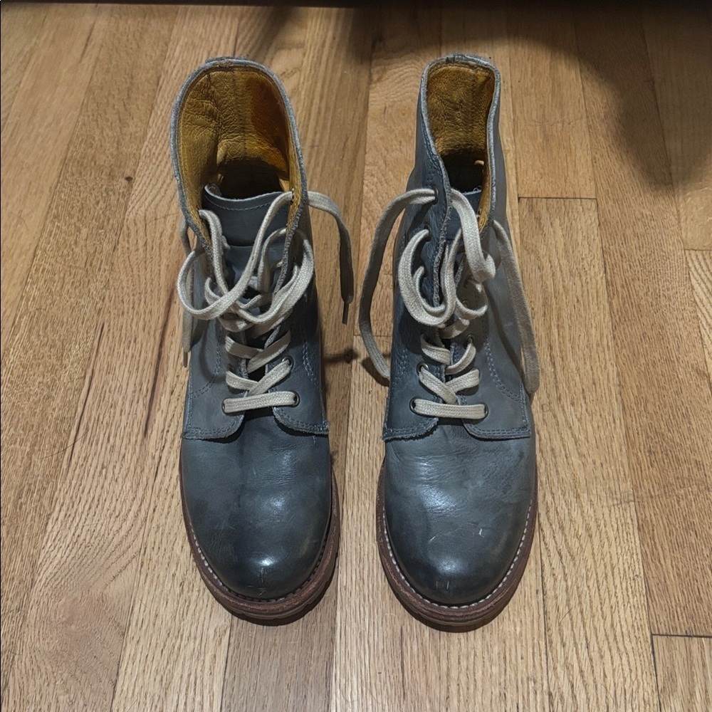 FRYE Sabrina heeled leather boots size 7